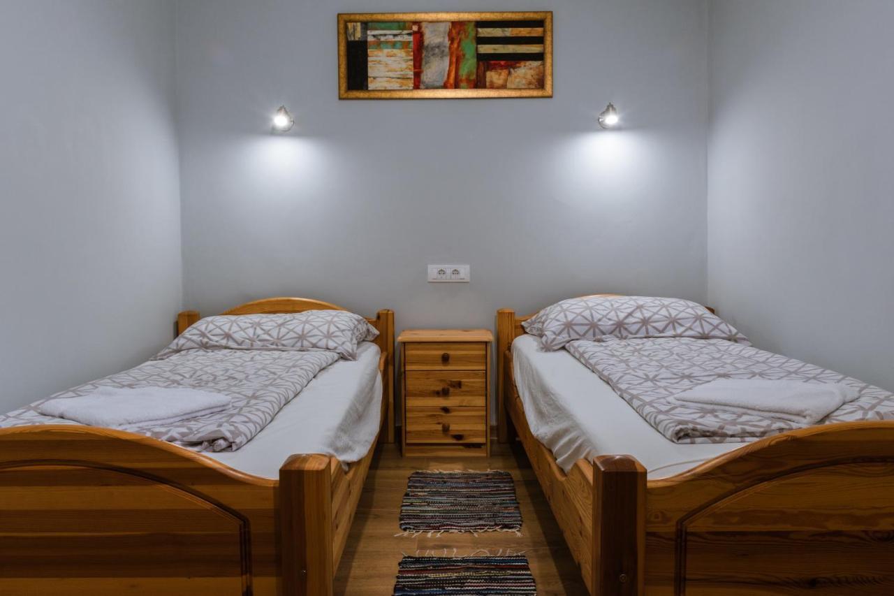 Julia Apartman Pacir Esterno foto