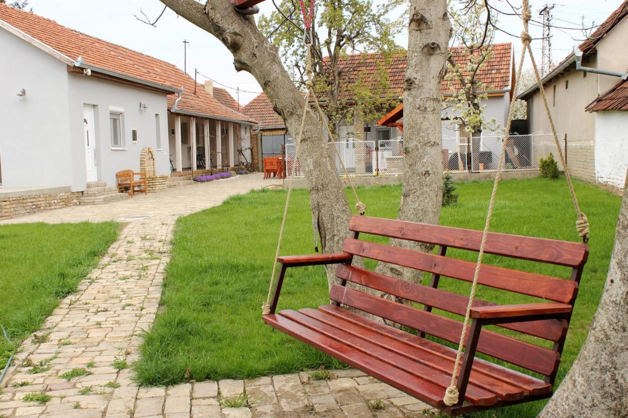Julia Apartman Pacir Esterno foto